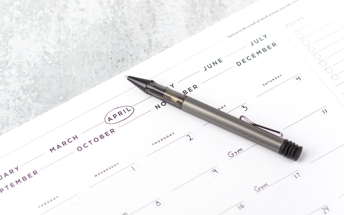 How to Use a Weekly Desk Pad for More Productivity – Ink+Volt