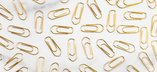 Leone Dellera Gold-Plated Paper Clips and Dispenser lifestyle